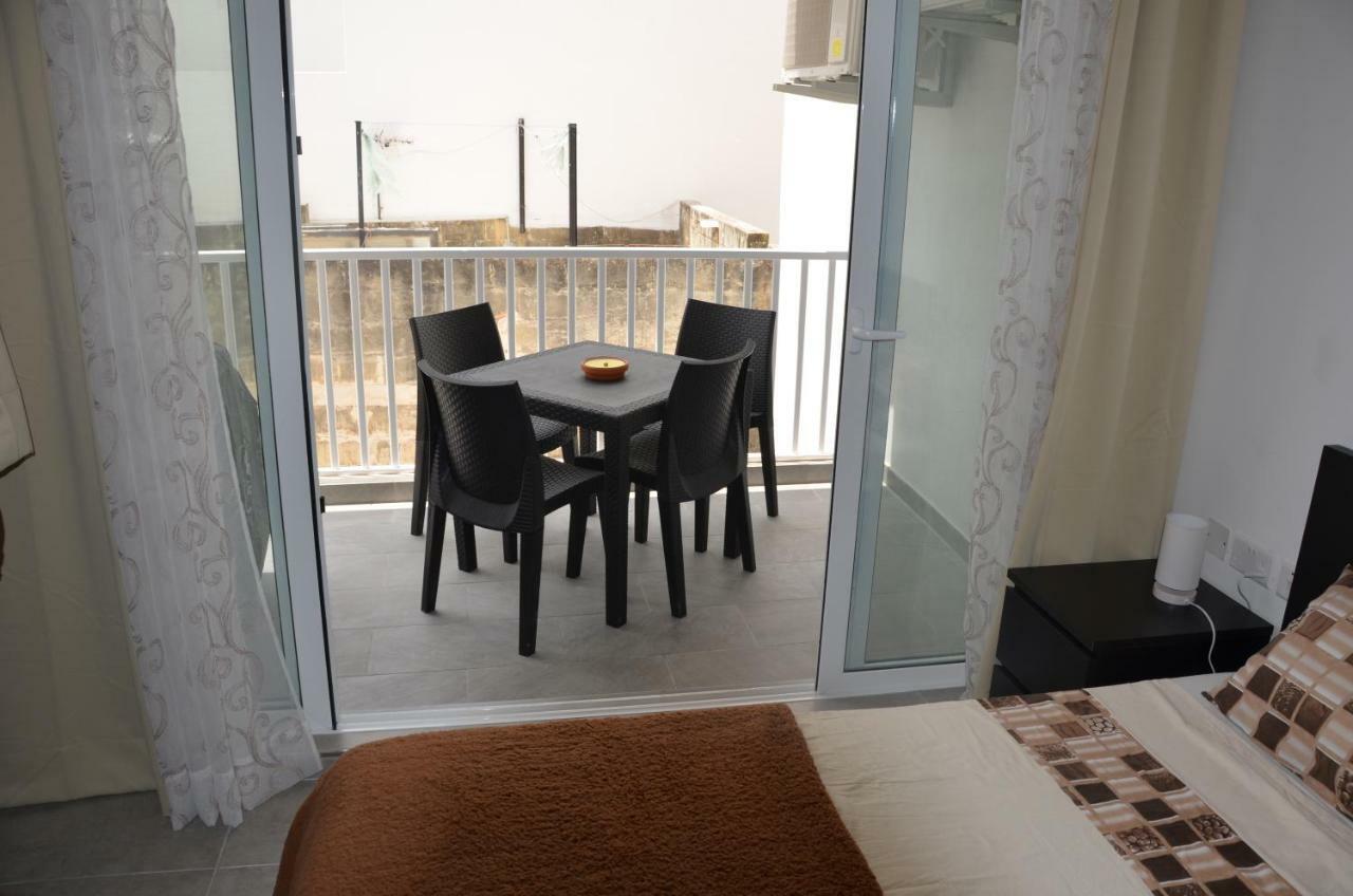 Pilgrim'S Rest Apartments Gzira Екстериор снимка