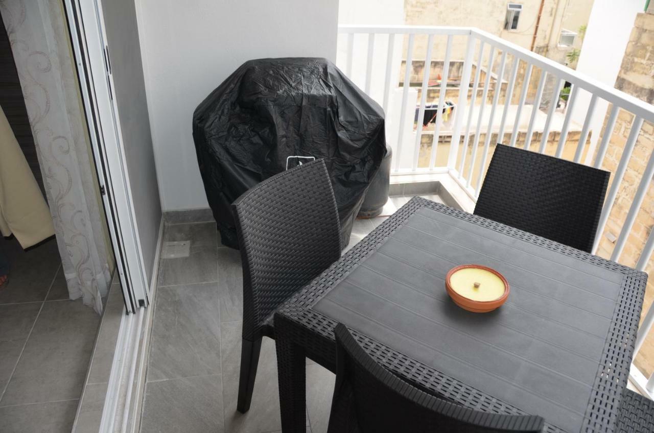 Pilgrim'S Rest Apartments Gzira Екстериор снимка
