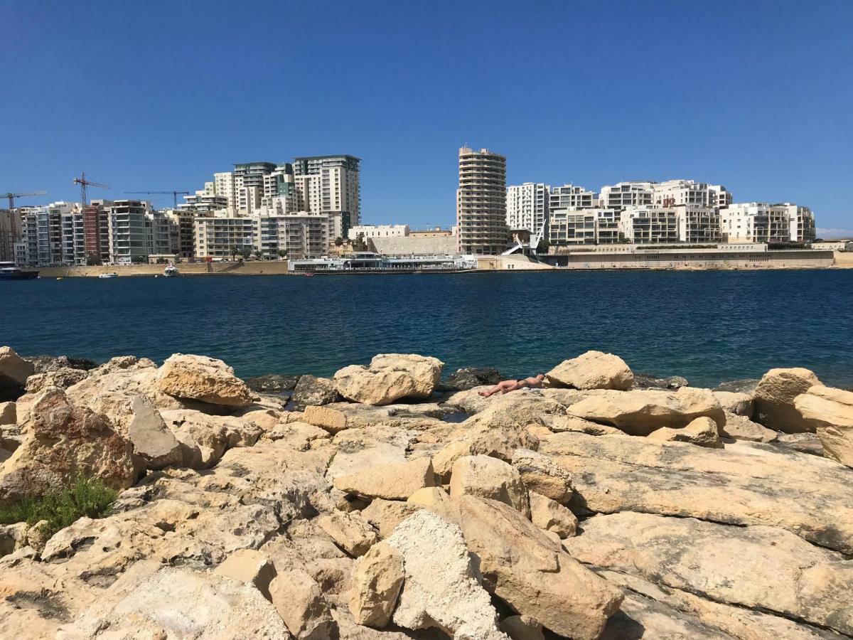 Pilgrim'S Rest Apartments Gzira Екстериор снимка