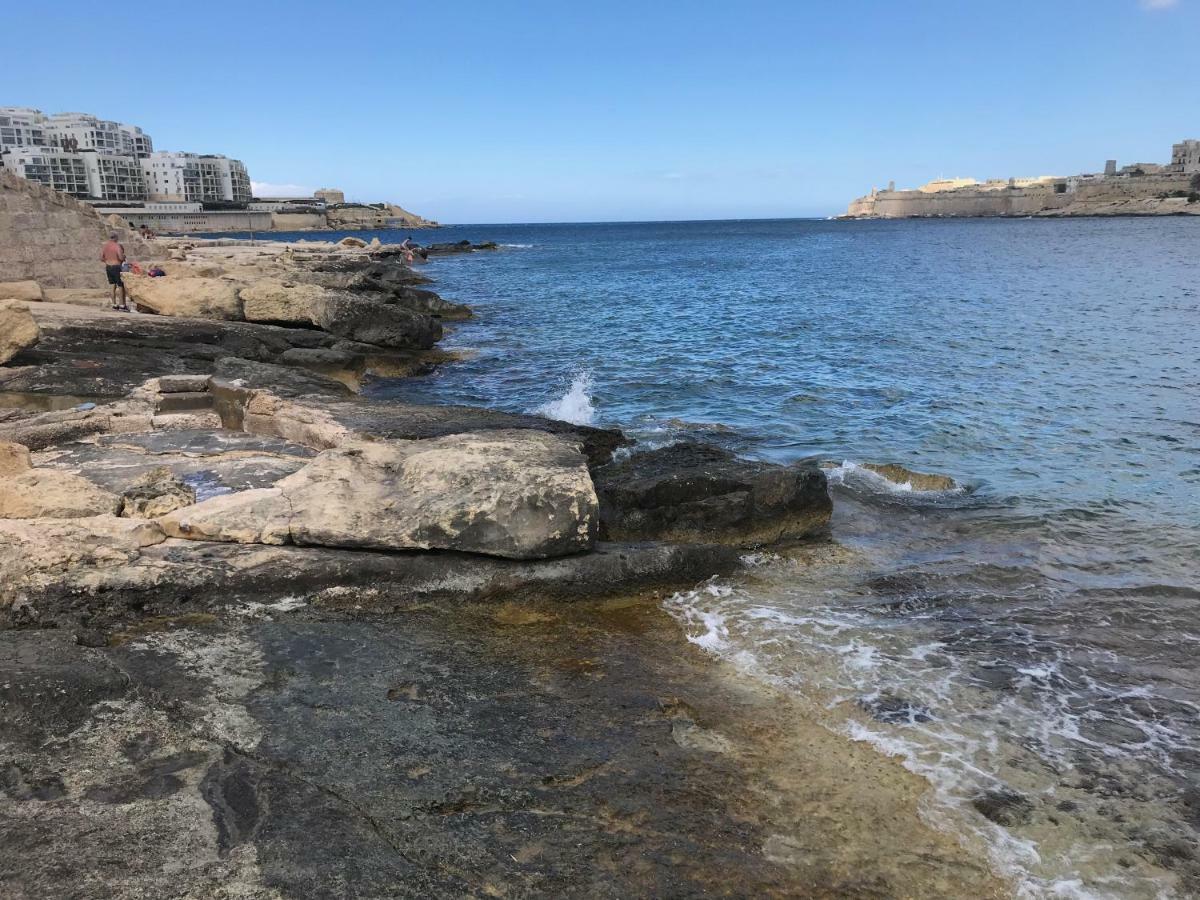 Pilgrim'S Rest Apartments Gzira Екстериор снимка