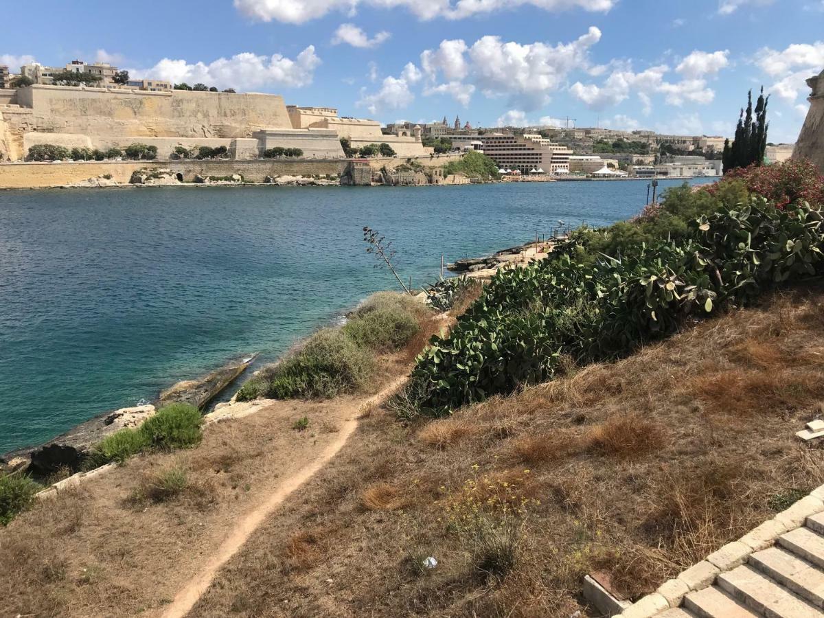 Pilgrim'S Rest Apartments Gzira Екстериор снимка