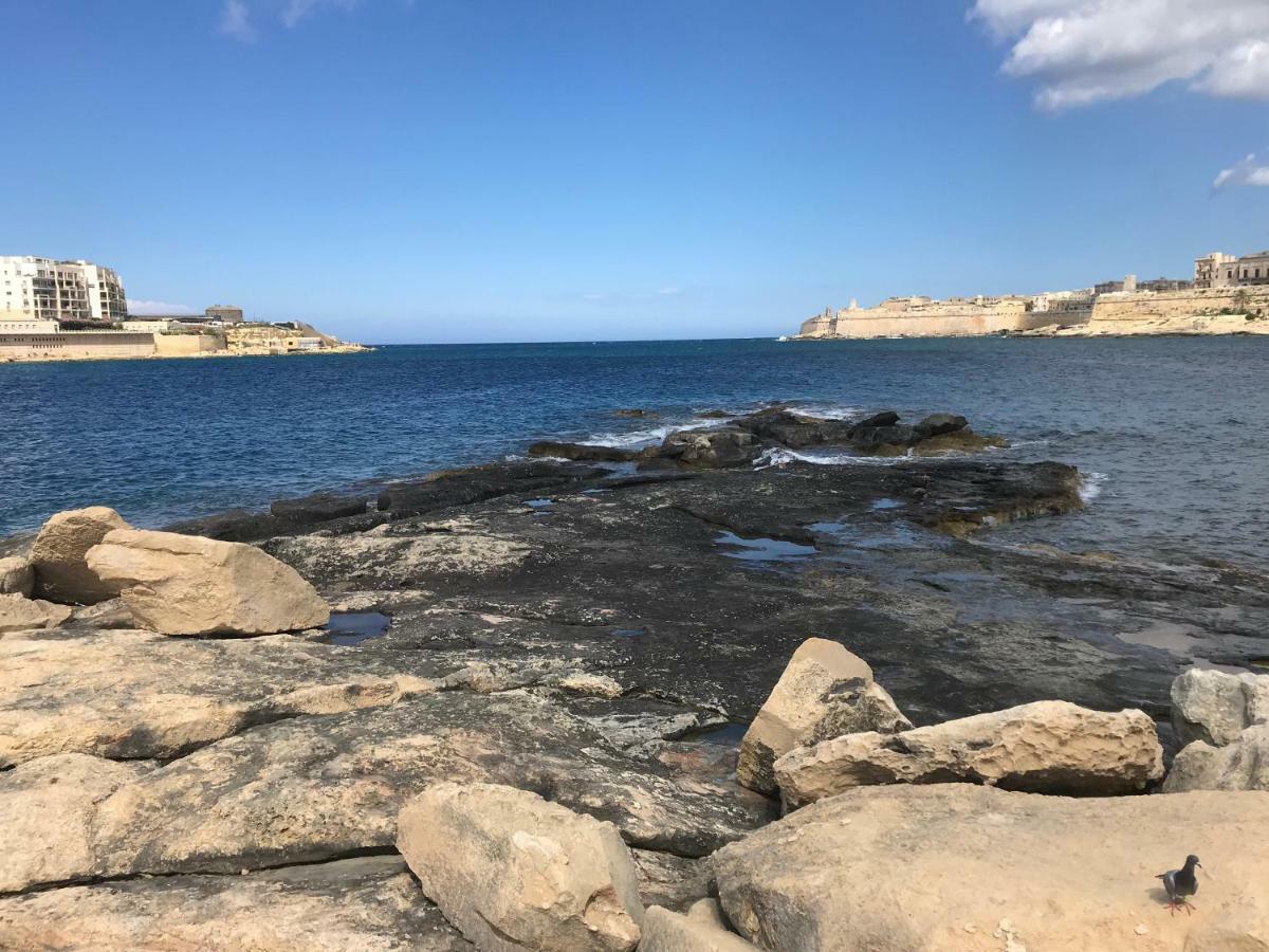 Pilgrim'S Rest Apartments Gzira Екстериор снимка